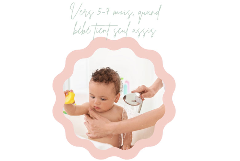 À quel âge mettre bébé dans un siège de bain ?